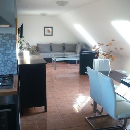 Solid Apartmans Budapest Habitación foto